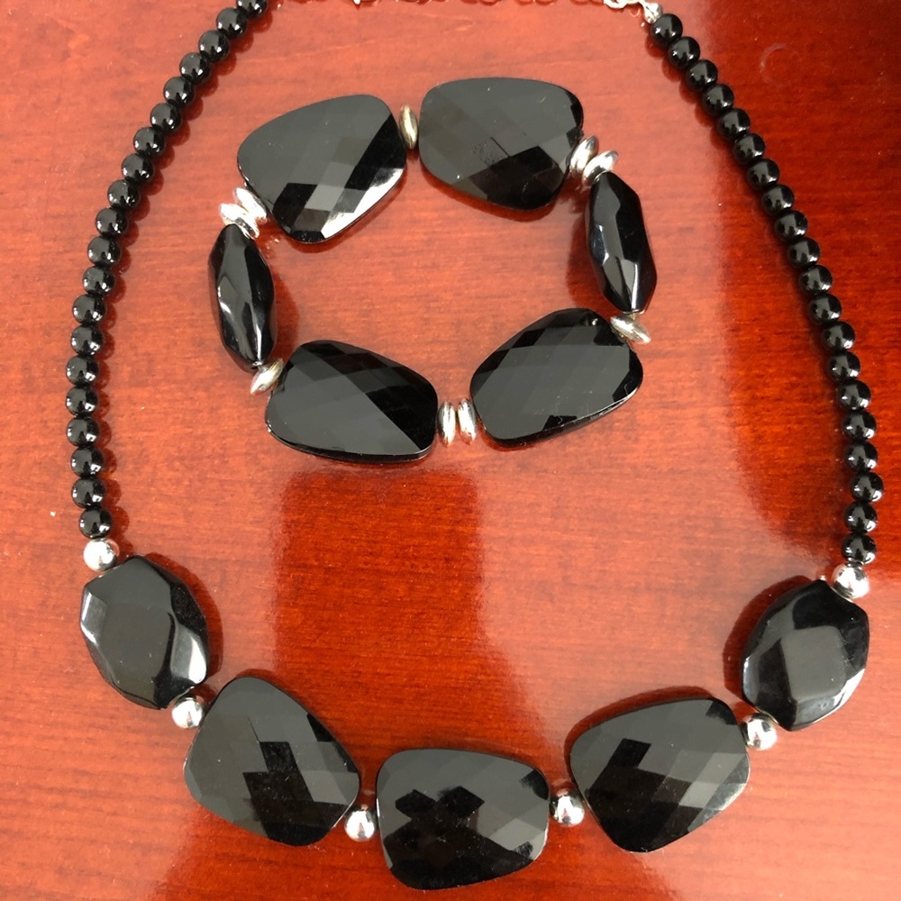 Black Beaded Necklace and Bracelet Set